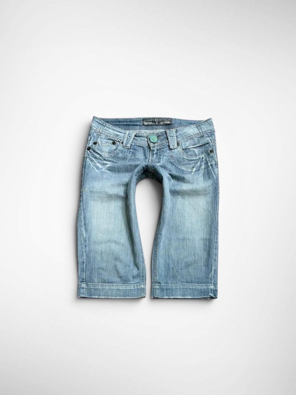 Chevignon Girl’s Division Cyber Y2K Whiskered Low Rise Denim Capris